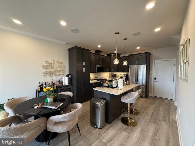 Foto del edificio - 3100 Schirra Ln