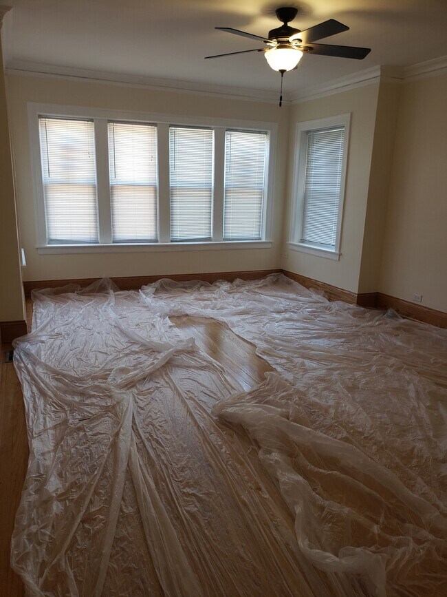 Living Room - 8231 S Elizabeth St