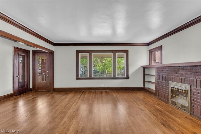 Foto del edificio - 11415 Fidelity Ave