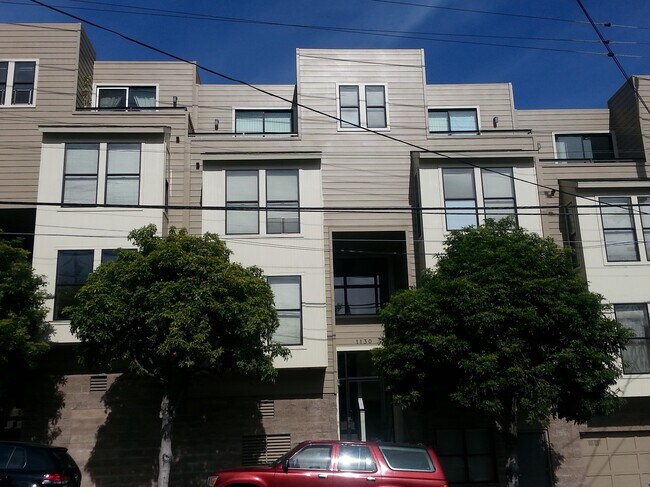 Building Photo - 1140 Mariposa St