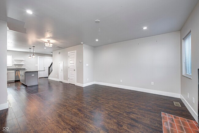 Foto del edificio - 4977 W 16th St
