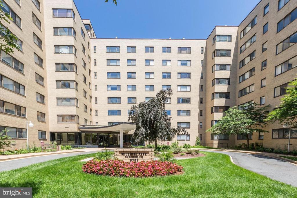 Foto principal - 3701 Connecticut Ave NW