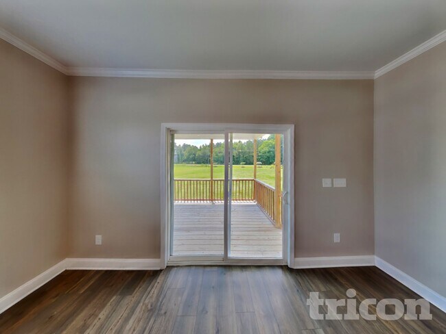 Foto del edificio - 100 E Goodwin Chase Ln