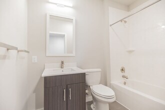 Manor Flats Off Sansom photo'