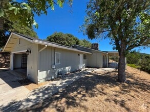 Building Photo - 6117 Portola Rd