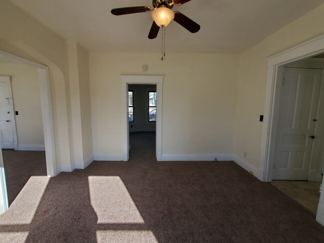 Building Photo - 1314 11th St