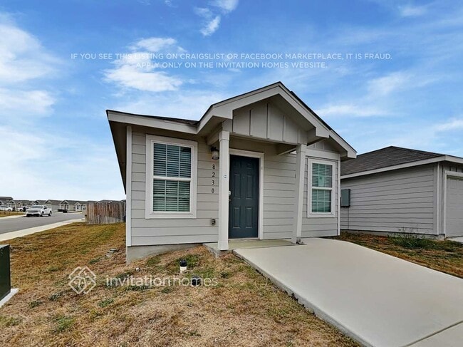 Foto del edificio - 8230 Piedra Medina