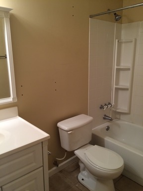 Building Photo - 6921 Red Bud Ln