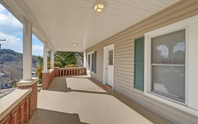 Foto del edificio - 113 Prospect St