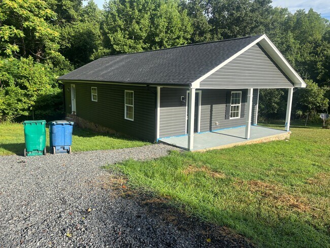 Foto del edificio - 1364 Bald Hill Loop