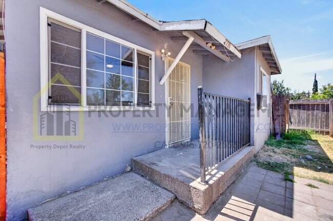 Foto del edificio - Spacious 3-Bed, 2-Bath Haven in Sacramento