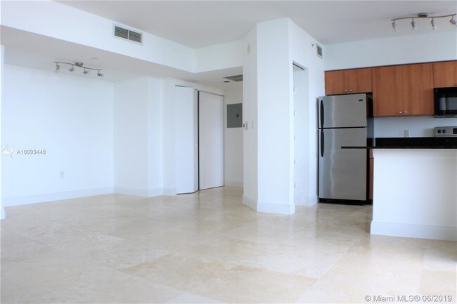 Foto del edificio - 1330 West Ave