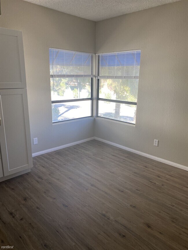 Building Photo - 2 br, 2 bath Condo - 2643 Red Rock Street 201