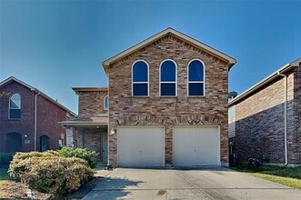 Building Photo - 10133 Coolidge Dr
