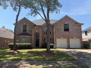 Building Photo - 719 Rock Springs Dr