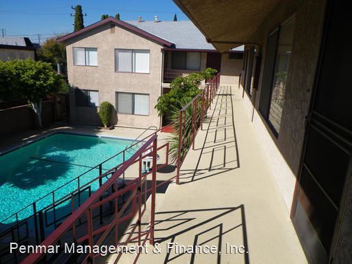 Foto del edificio - 1726 W 146th St