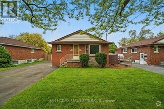 Building Photo - 1414 Fisher Ave