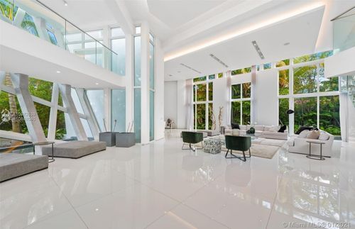 Primary Photo - 480 Ocean Blvd