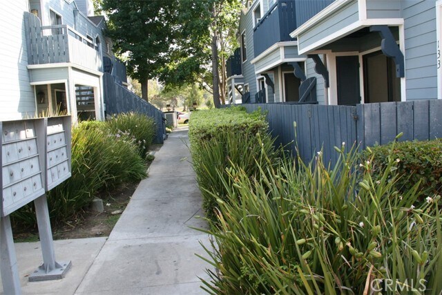 Foto del edificio - 7326 Quill Dr
