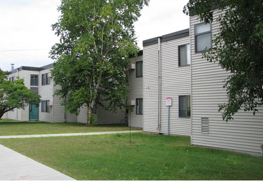 Primary Photo - Lakeside Manor Apartments