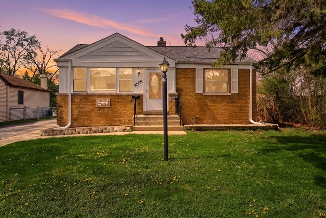 Foto del edificio - 2506 Rusty Dr