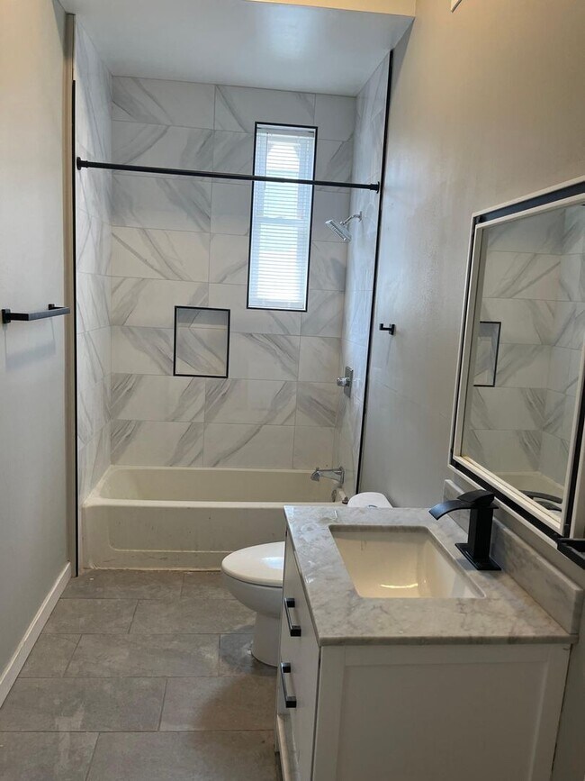 Photo - 4051 Baring St Apartment