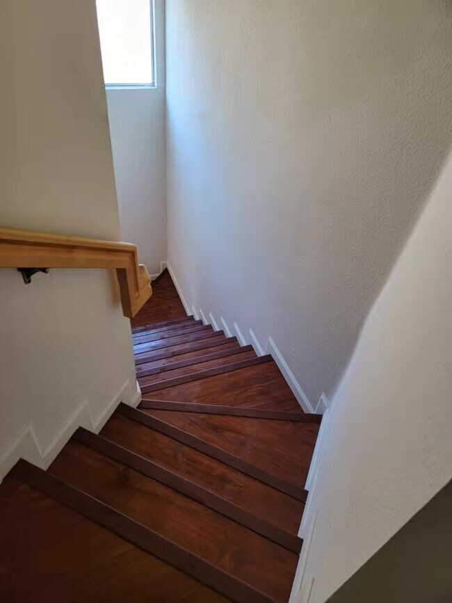 Foto del edificio - 975 Soto Dr
