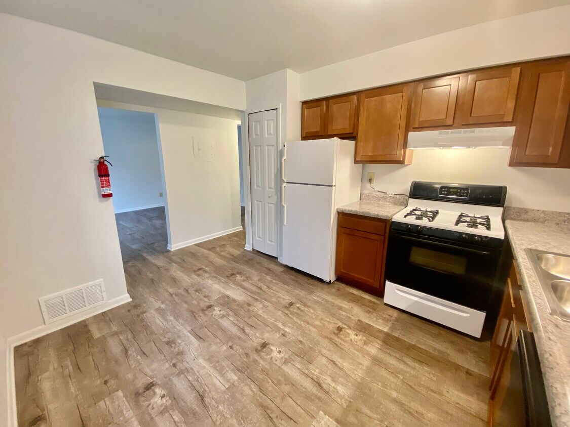 Primary Photo - Ore Creek Apartments