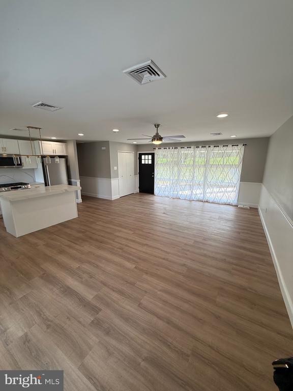 Building Photo - 1201 Stotesbury Ave
