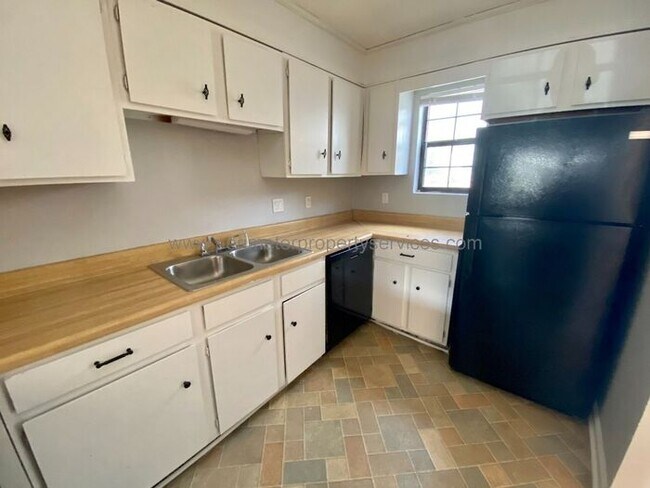 Foto del edificio - Newly Renovated Unit!! Come visit today!!