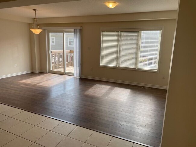 Salon - 19 Ridge Rd