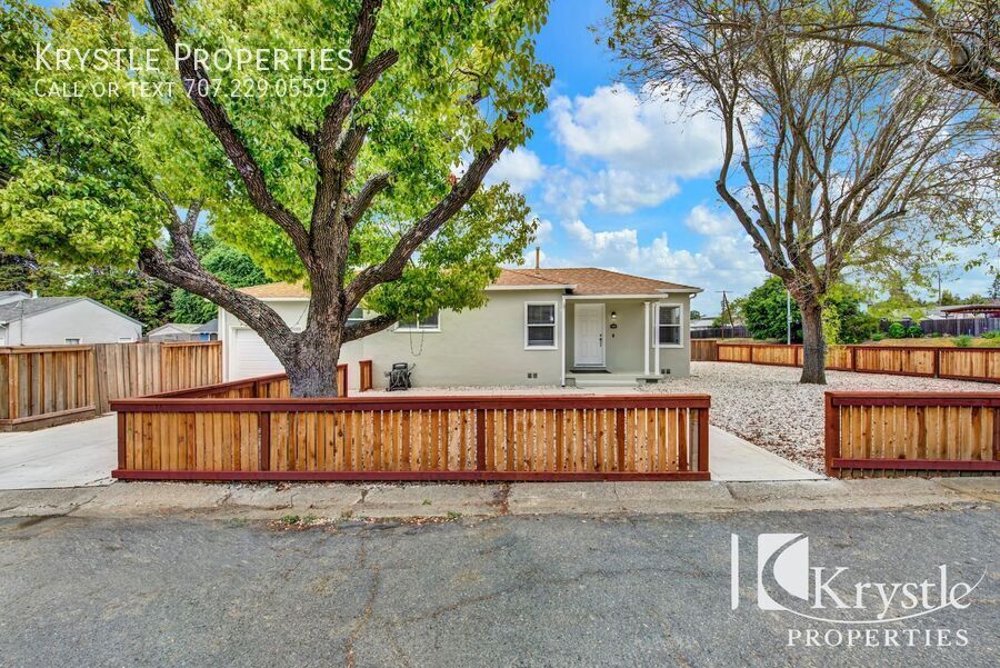 Foto principal - 174 California St