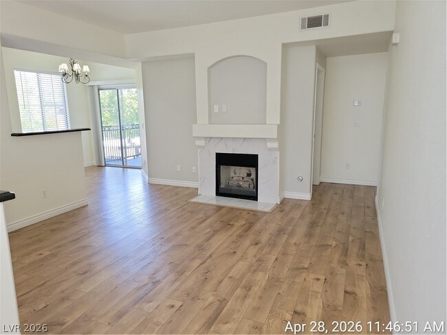 Foto del edificio - 9050 W Warm Springs Rd
