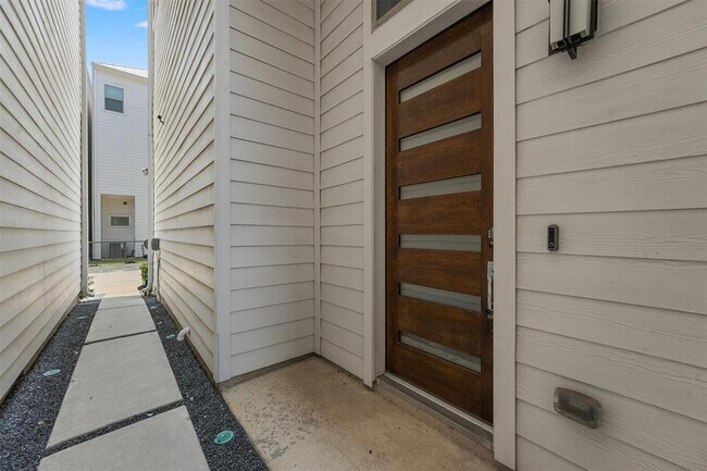 Foto del edificio - 5815 E Post Oak Ln