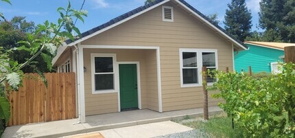 Building Photo - 170 Donner Ave