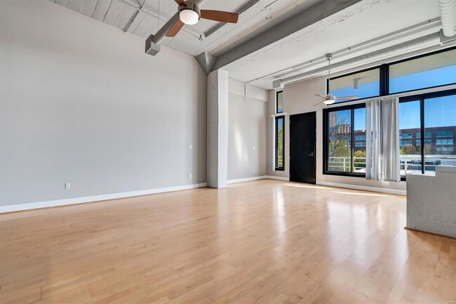 Building Photo - 4100 Laclede Ave