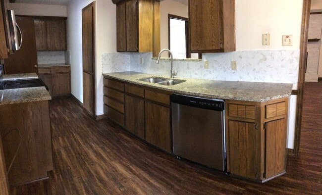 Building Photo - 11 Marvin Garden