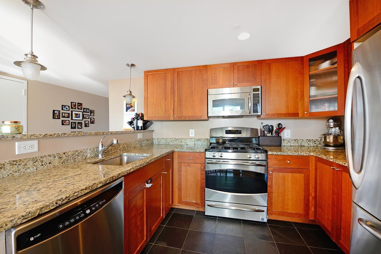 Foto principal - 700 Grove St