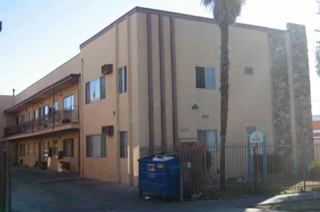 Building Photo - 7234-7236 Milwood Ave
