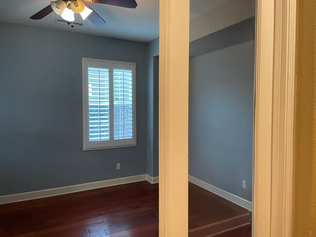 Building Photo - 1706 Justine Way