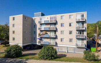 Building Photo - Harvard Towers