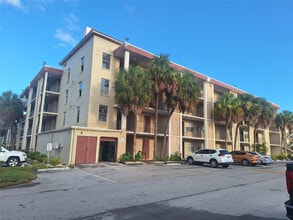 Building Photo - 2601 NW 48th Terrace