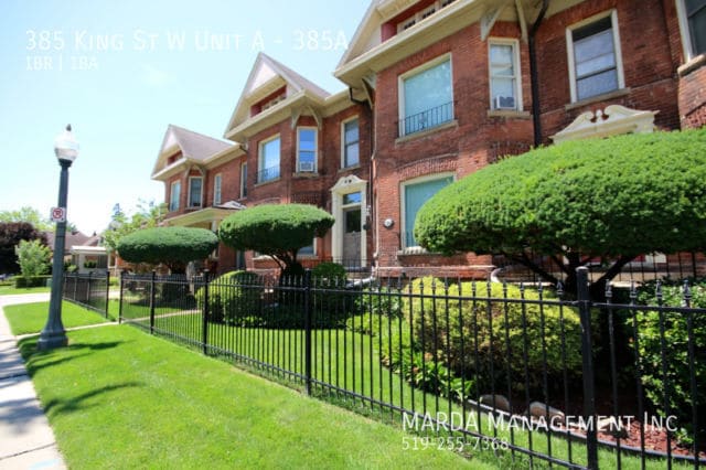 Primary Photo - GORGEOUS 1 BED/1 BATH VICTORIAN APT IN DT ...