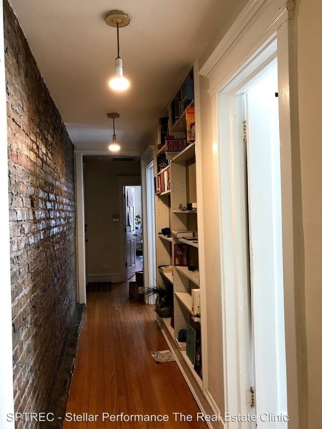 Foto del edificio - 4114 N Clarendon Ave