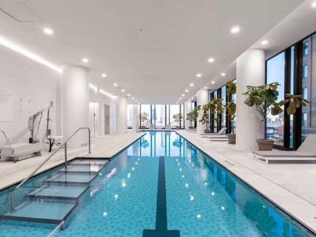 Building Photo - 685 1st Ave