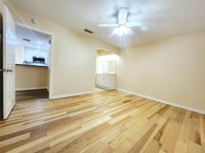 Building Photo - 322 Windward