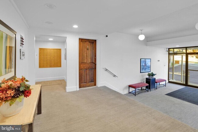 Foto del edificio - 2100 Washington Ave