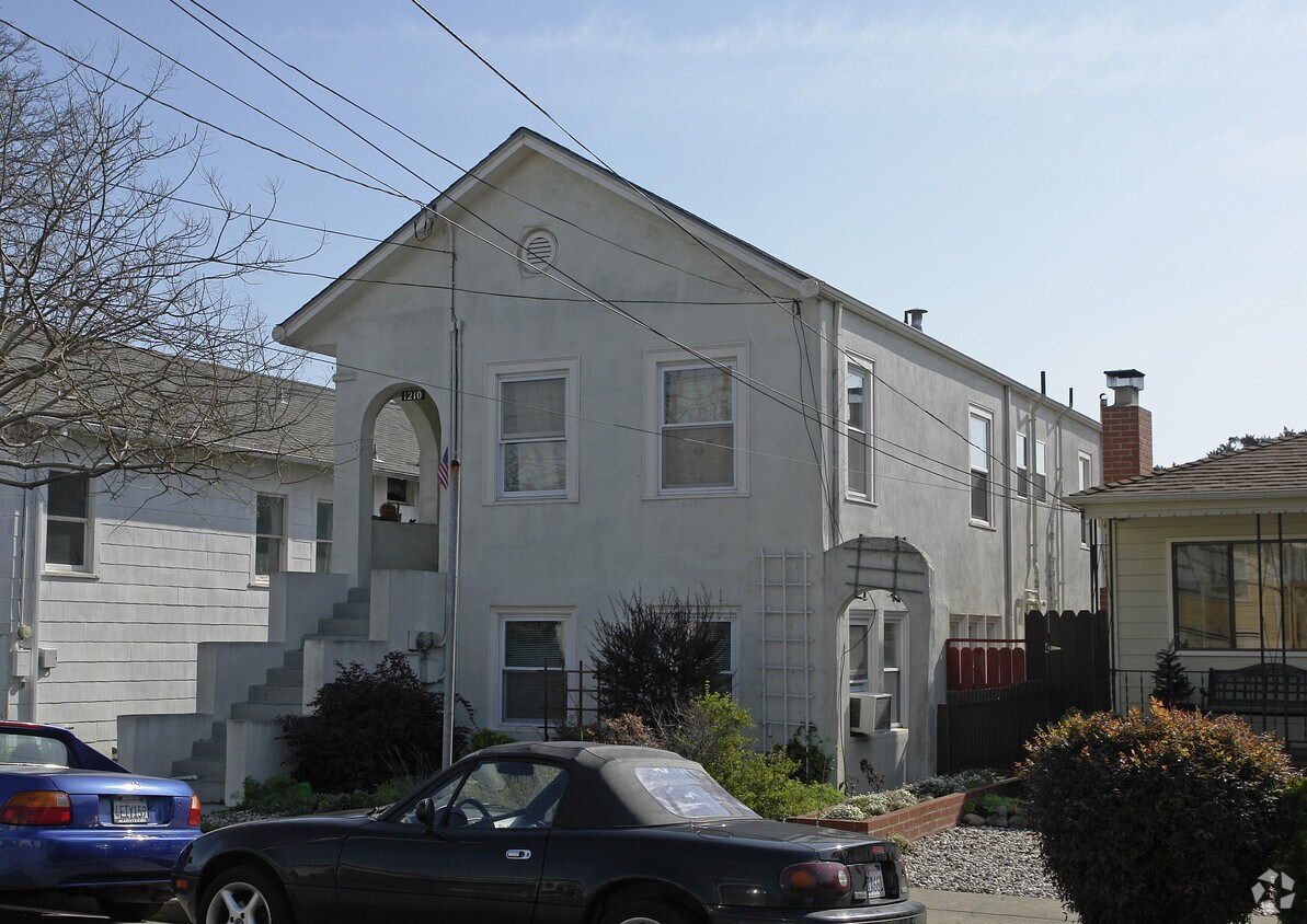 Foto del edificio - 1210 Peach St