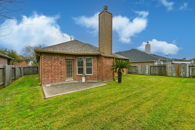 Foto del edificio - 4822 Chase Stone Dr