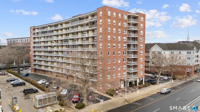 Foto del edificio - 444 Bedford St